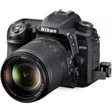 Nikon D7500